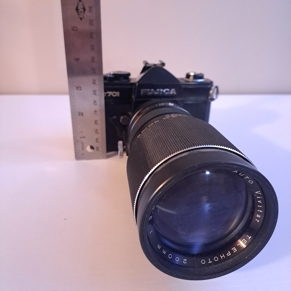 vintage fujica st701 film camera body & vintage vivitar 200mm telephoto lens - Picture 10 of 10